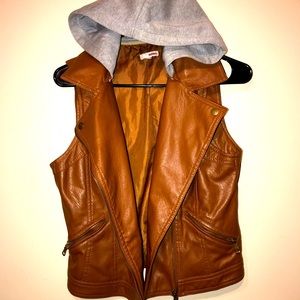 Bongo Tan Leather Vest with Hoodie